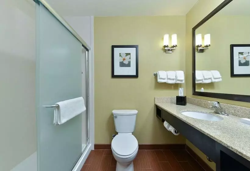 Отель Hilton Garden Inn Cincinnati/west Chester