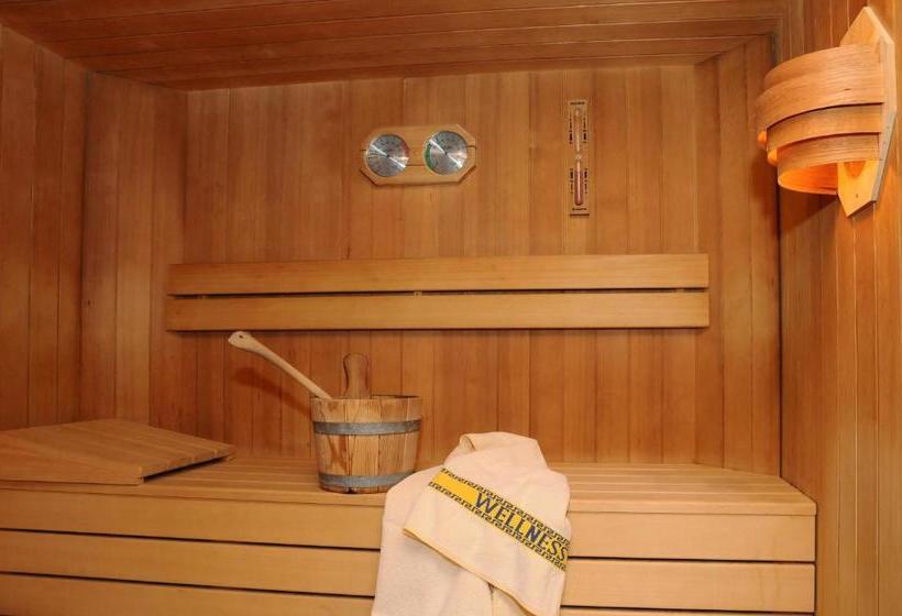 ホテル Kirchenwirt