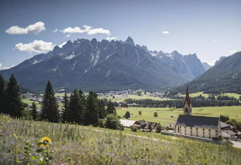 فندق Kirchenwirt