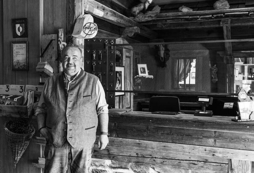 ホテル Kirchenwirt