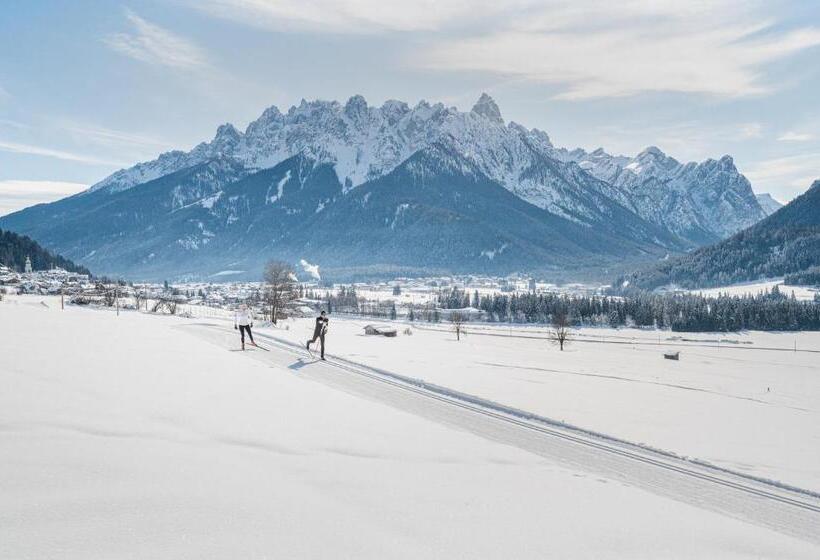 ホテル Kirchenwirt