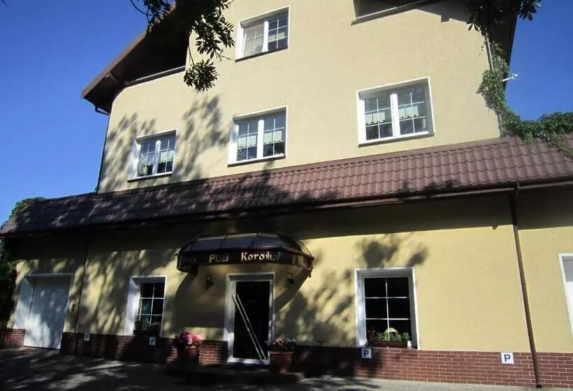 فندق Korona