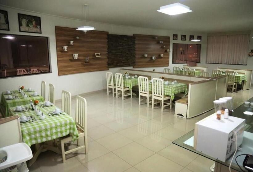 בית מלון כפרי Mirage