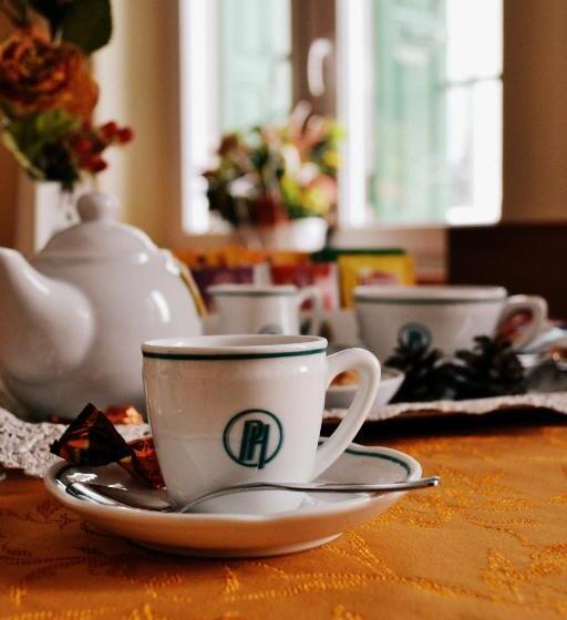 בית מלון כפרי Pineta