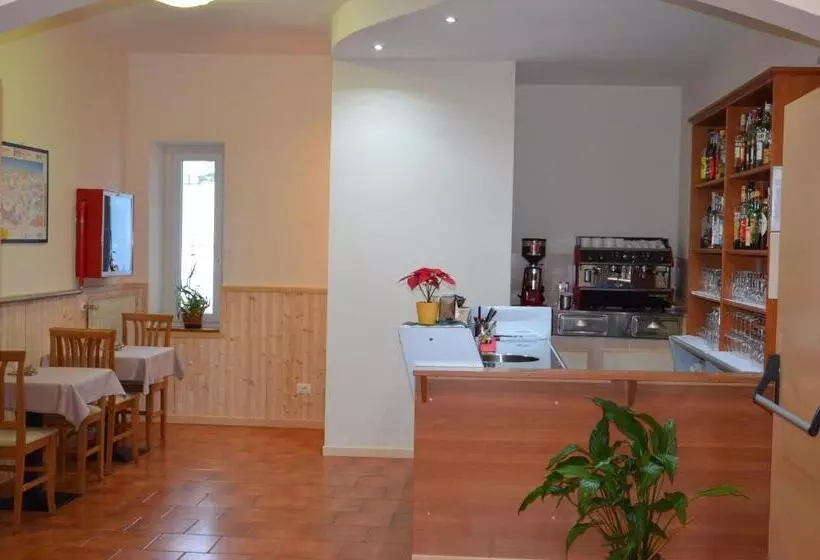 בית מלון כפרי Pineta