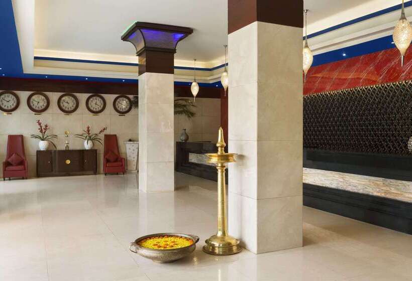 בית מלון כפרי Ramada By Wyndham Alleppey
