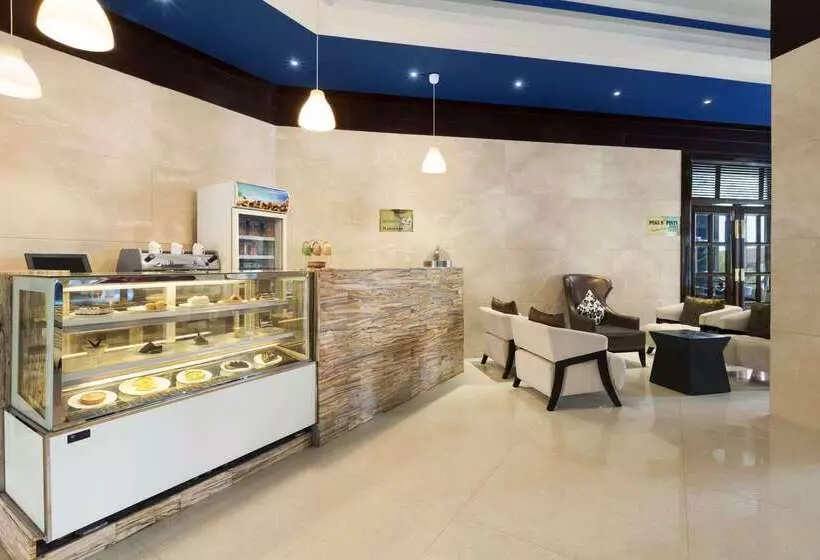 בית מלון כפרי Ramada By Wyndham Alleppey