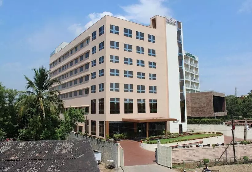 Hotel Ramada By Wyndham Jamshedpur
