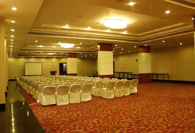 ホテル Ramada By Wyndham Jamshedpur