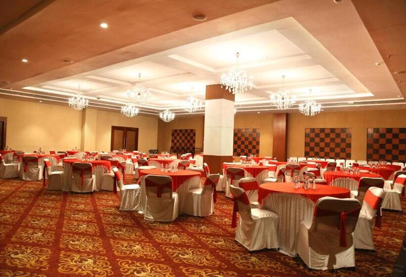 ホテル Ramada By Wyndham Jamshedpur
