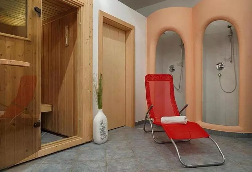 בית מלון כפרי Residence Montana