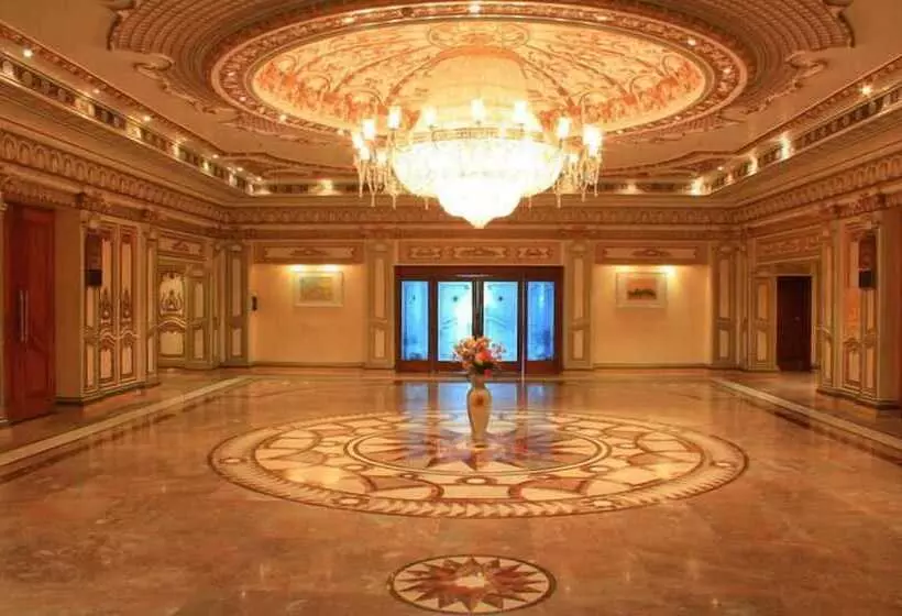ホテル Ramoji Film City Sitara Luxury