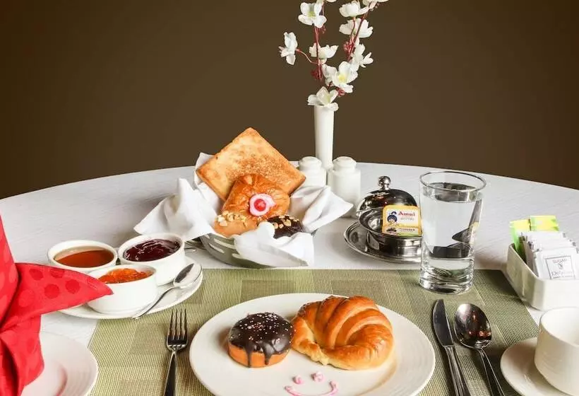 ホテル Ramoji Film City Sitara Luxury