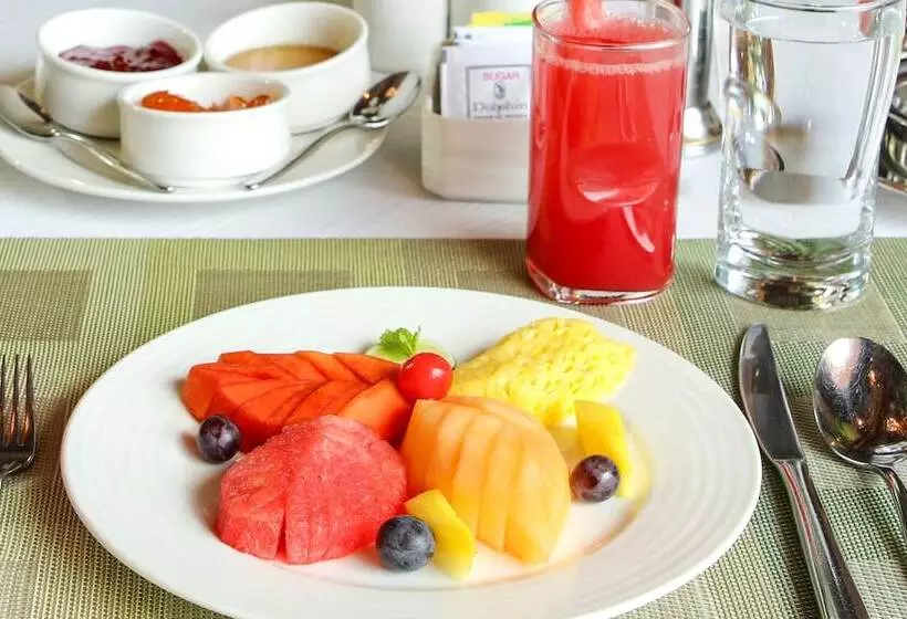 ホテル Ramoji Film City Sitara Luxury