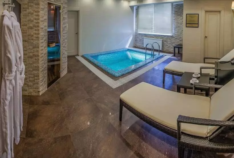 فندق Volga Premium