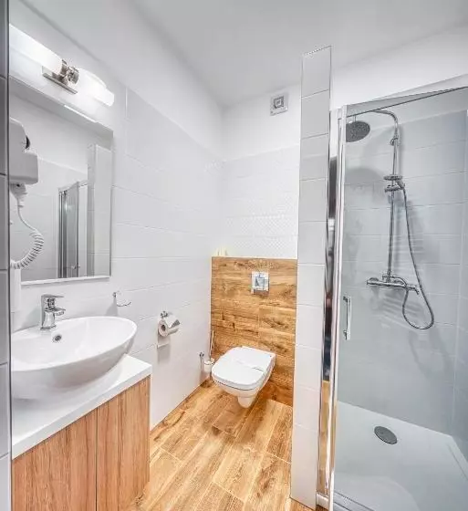 ホテル Wellness & Spa Nowy Dwór