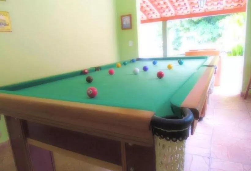 ユースホステル Pousada Villa Três