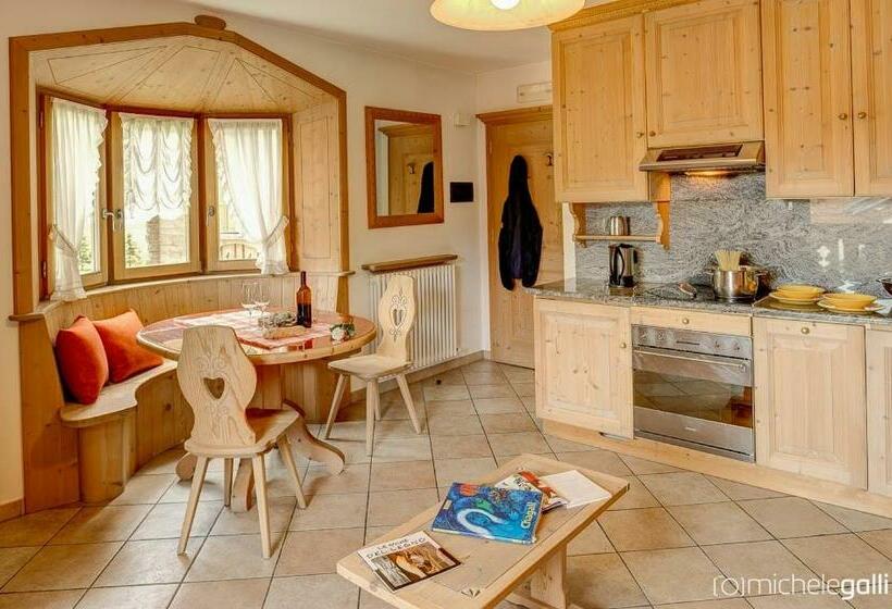 Art Apartments Casa Lapis