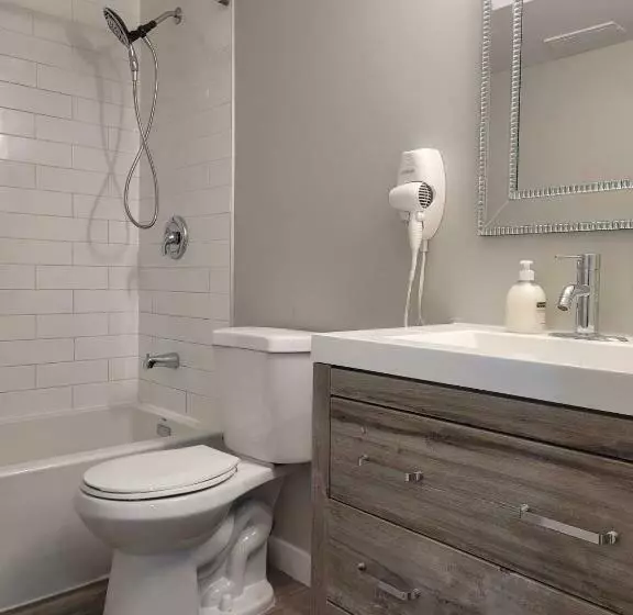 Majatalo Boardwalk Homes   Executive Guest Rooms & Townhomes