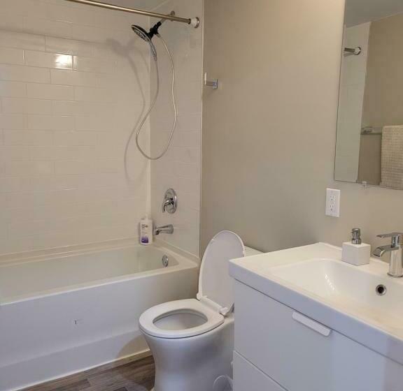 펜션 Boardwalk Homes Executive Guest Rooms & Townhomes