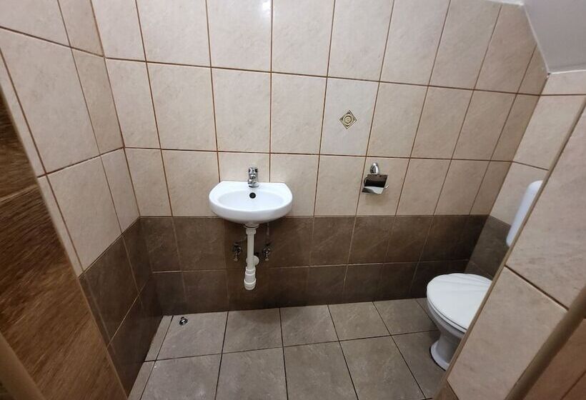 بنسيون Casa Nora