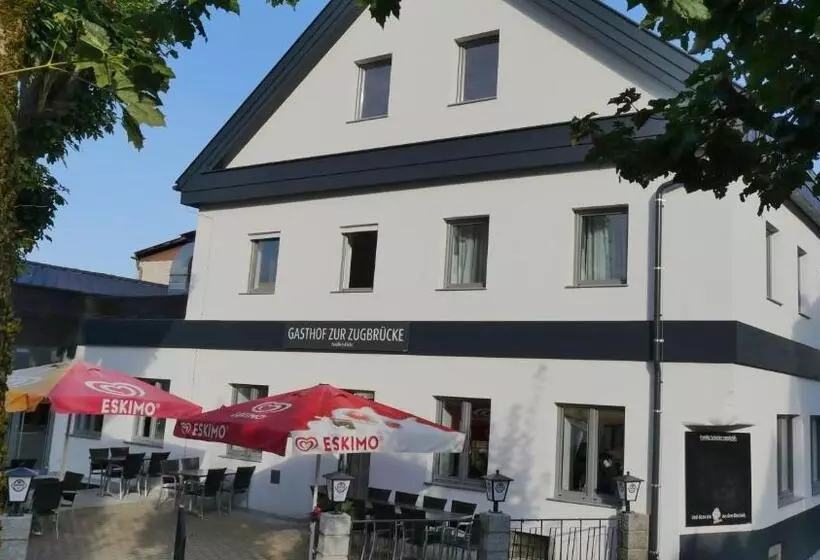 ペンション Gasthof Schiefer Zur Zugbrücke