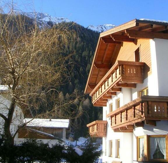 ペンション Haus Hafele