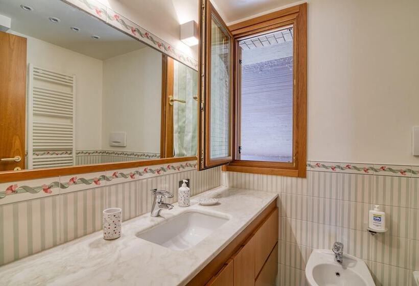 Villa Bella Elena Private Swimming Pool   Happy Rentals