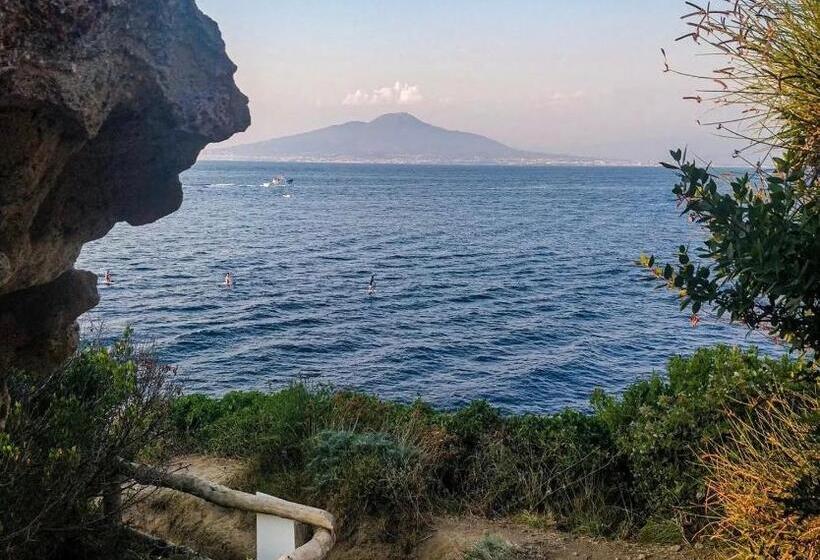 تختخواب و صبحانه A Sorrento