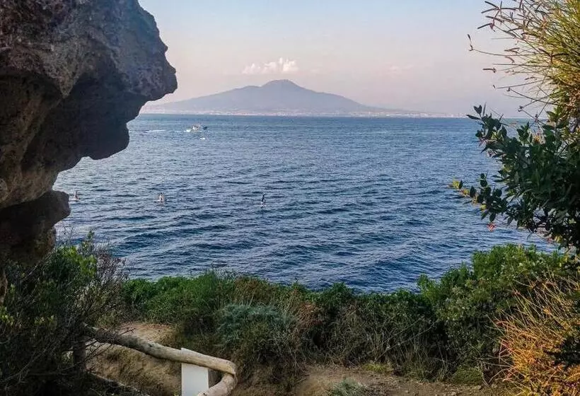تختخواب و صبحانه A Sorrento