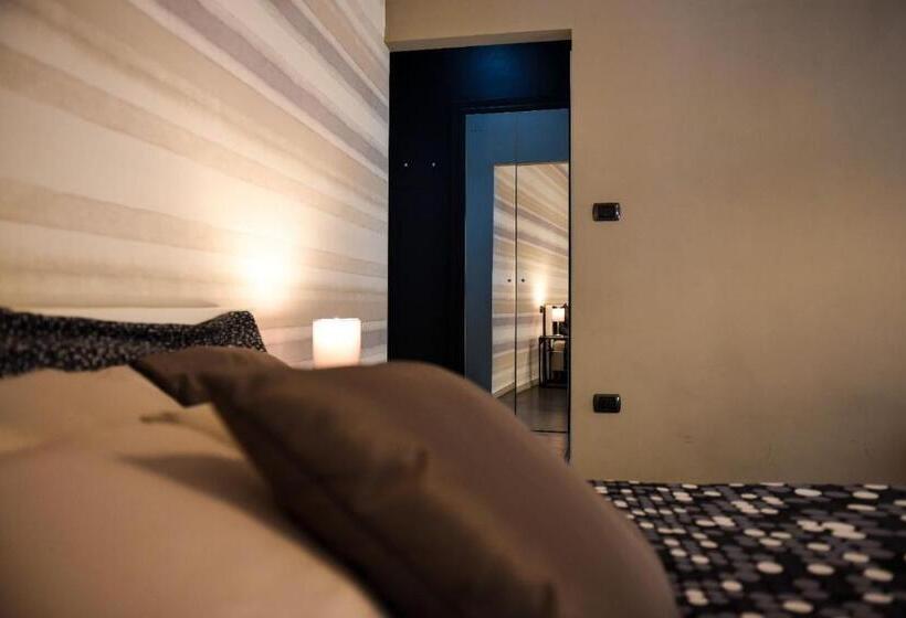 تختخواب و صبحانه Il Duomo Salerno