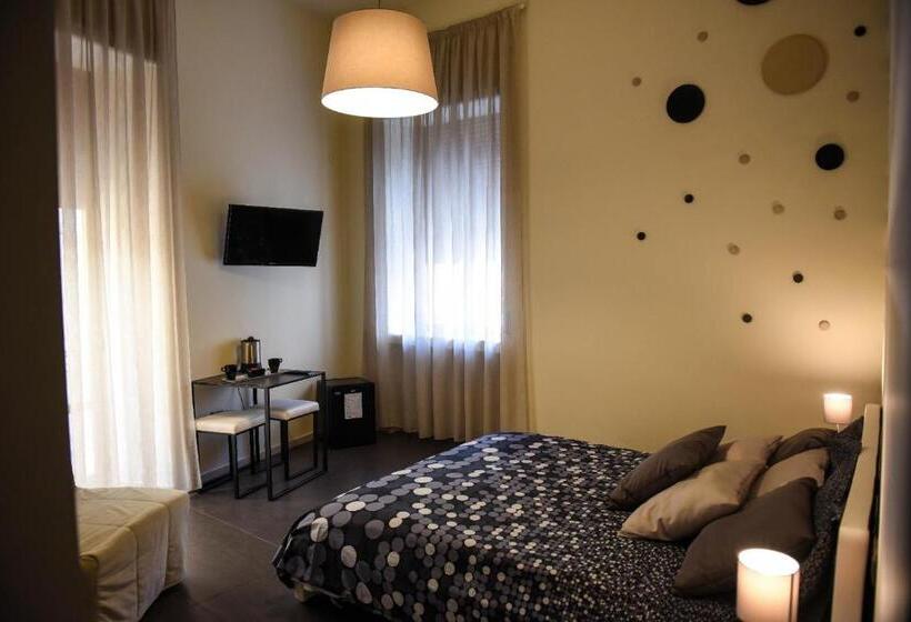 تختخواب و صبحانه Il Duomo Salerno