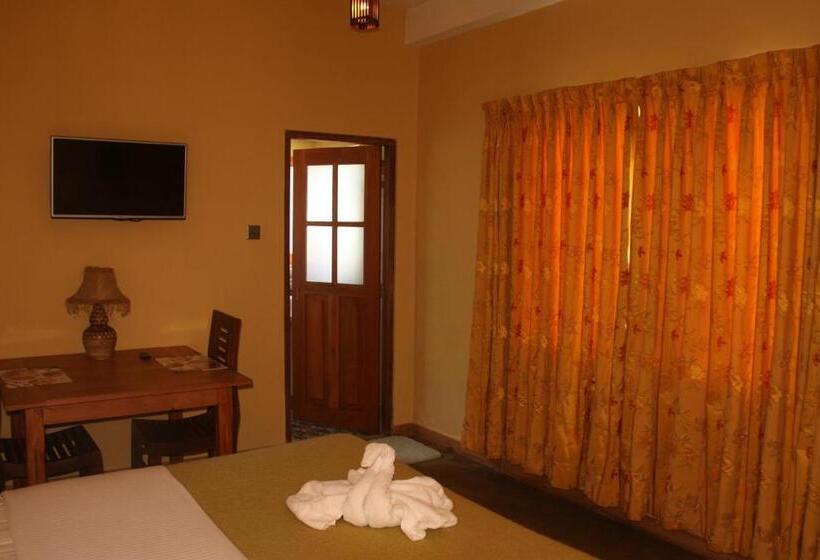 تختخواب و صبحانه Lily Bank Cottage