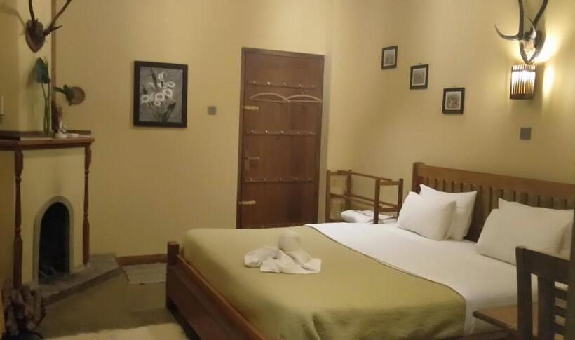 تختخواب و صبحانه Lily Bank Cottage