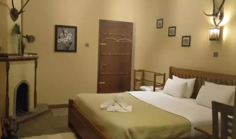 تختخواب و صبحانه Lily Bank Cottage
