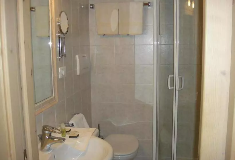 ホテル Garni Toni