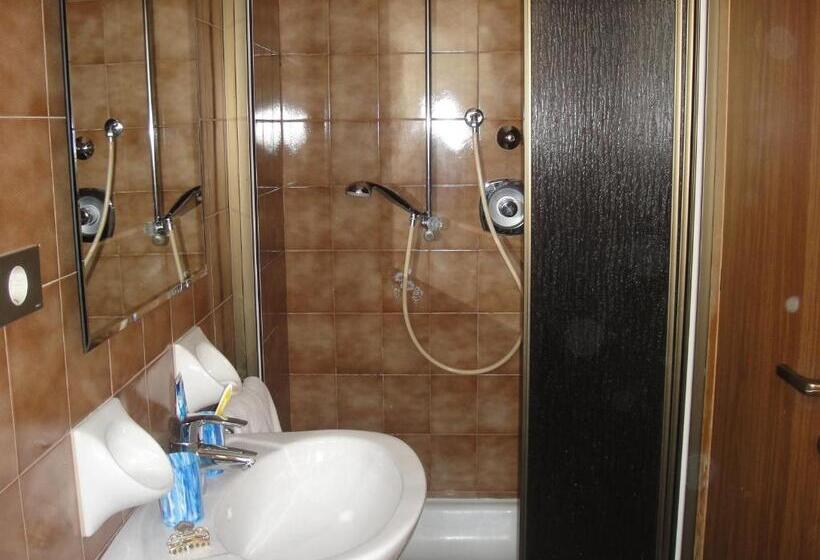 Отель Garni Toni