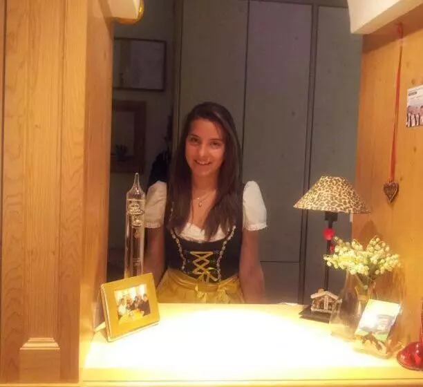 ホテル Garni Toni