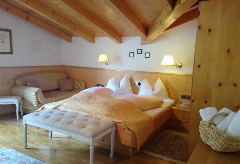 בית מלון כפרי Serena