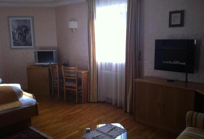 בית מלון כפרי Serena