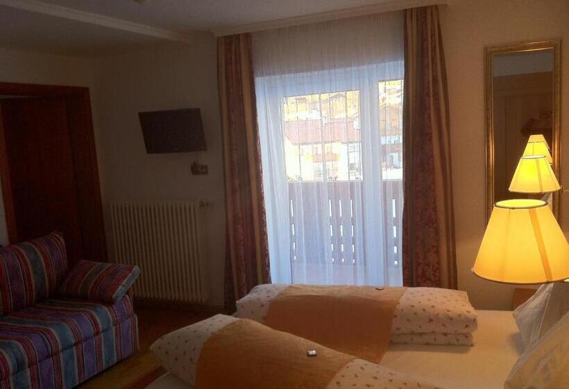 בית מלון כפרי Serena