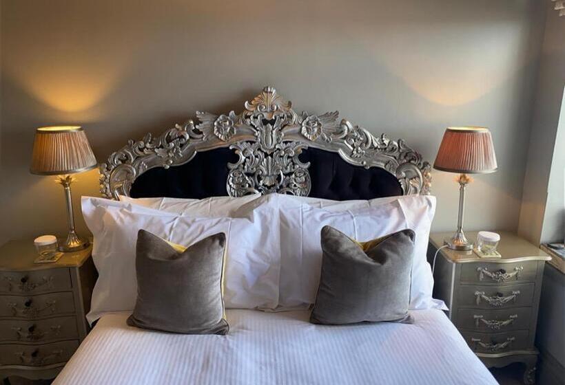 호텔 The White House