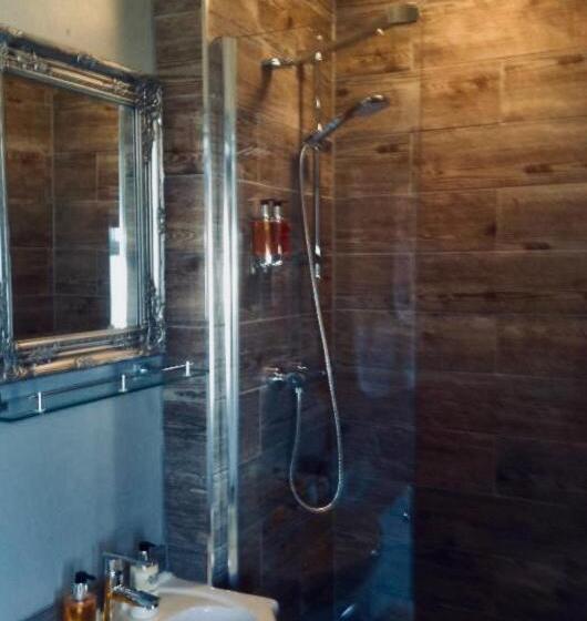 호텔 The White House