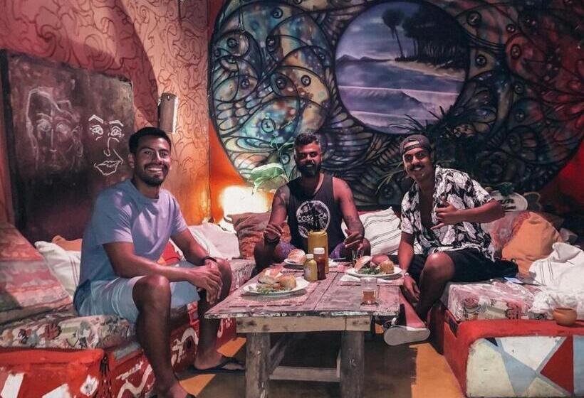 Mais Que Nada Itacaré   Hostel, Bar & Breakfast