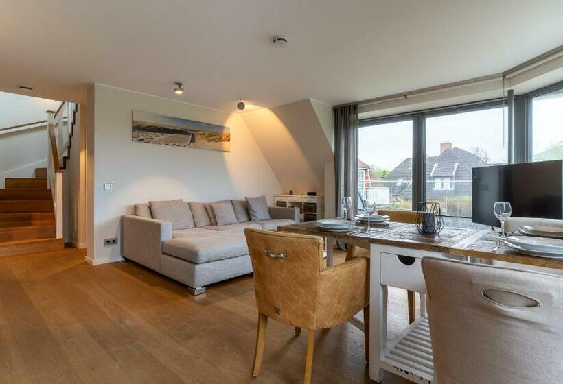 Ferienhaus Kirchenstraße Appartement Achtern Diek Og