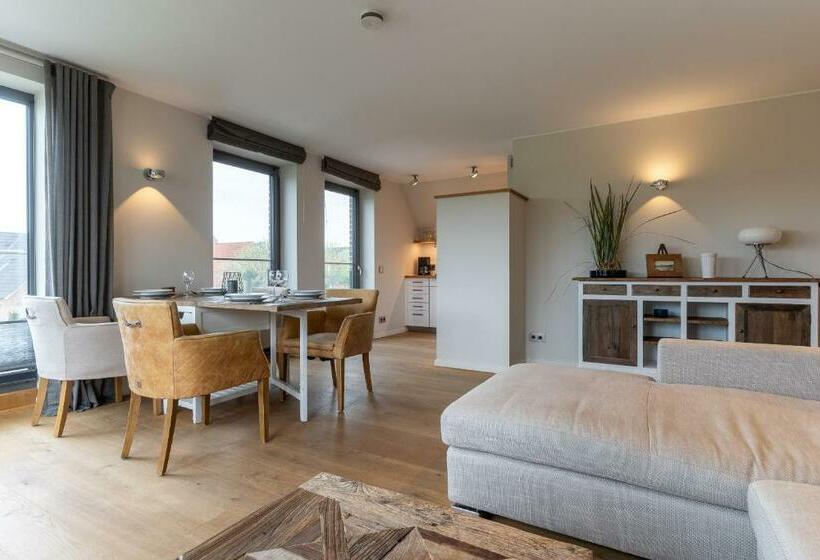 Ferienhaus Kirchenstraße Appartement Achtern Diek Og