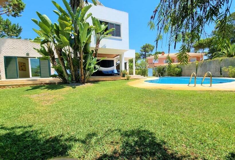 Villa Fati With Pool By Vacationy