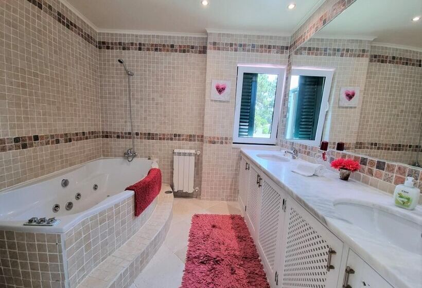 Villa Fati With Pool By Vacationy