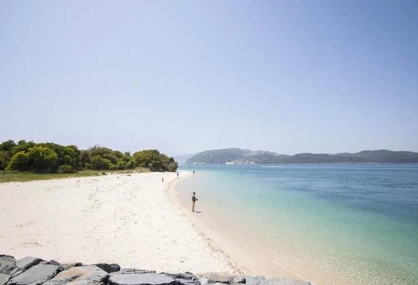 Villa Fati With Pool By Vacationy