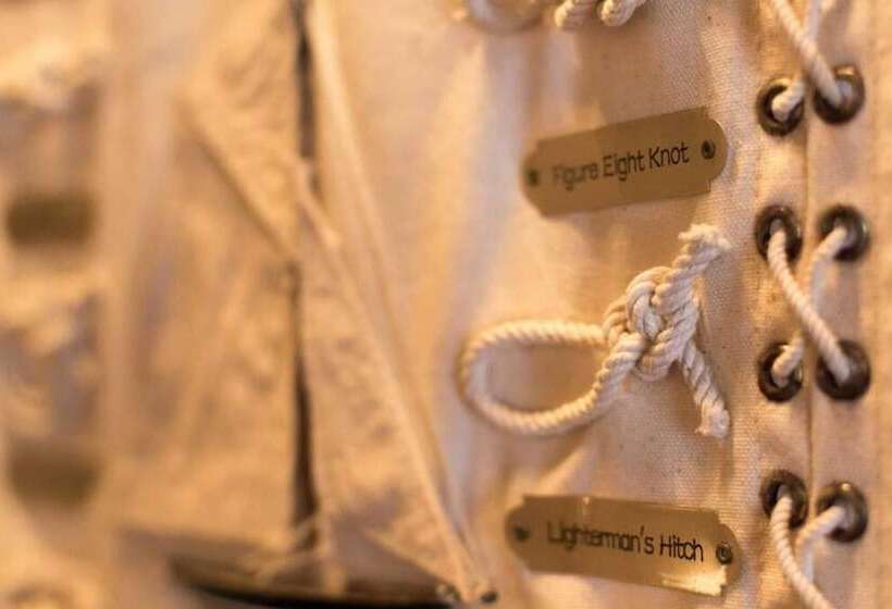 Welcomely Le Boucanier